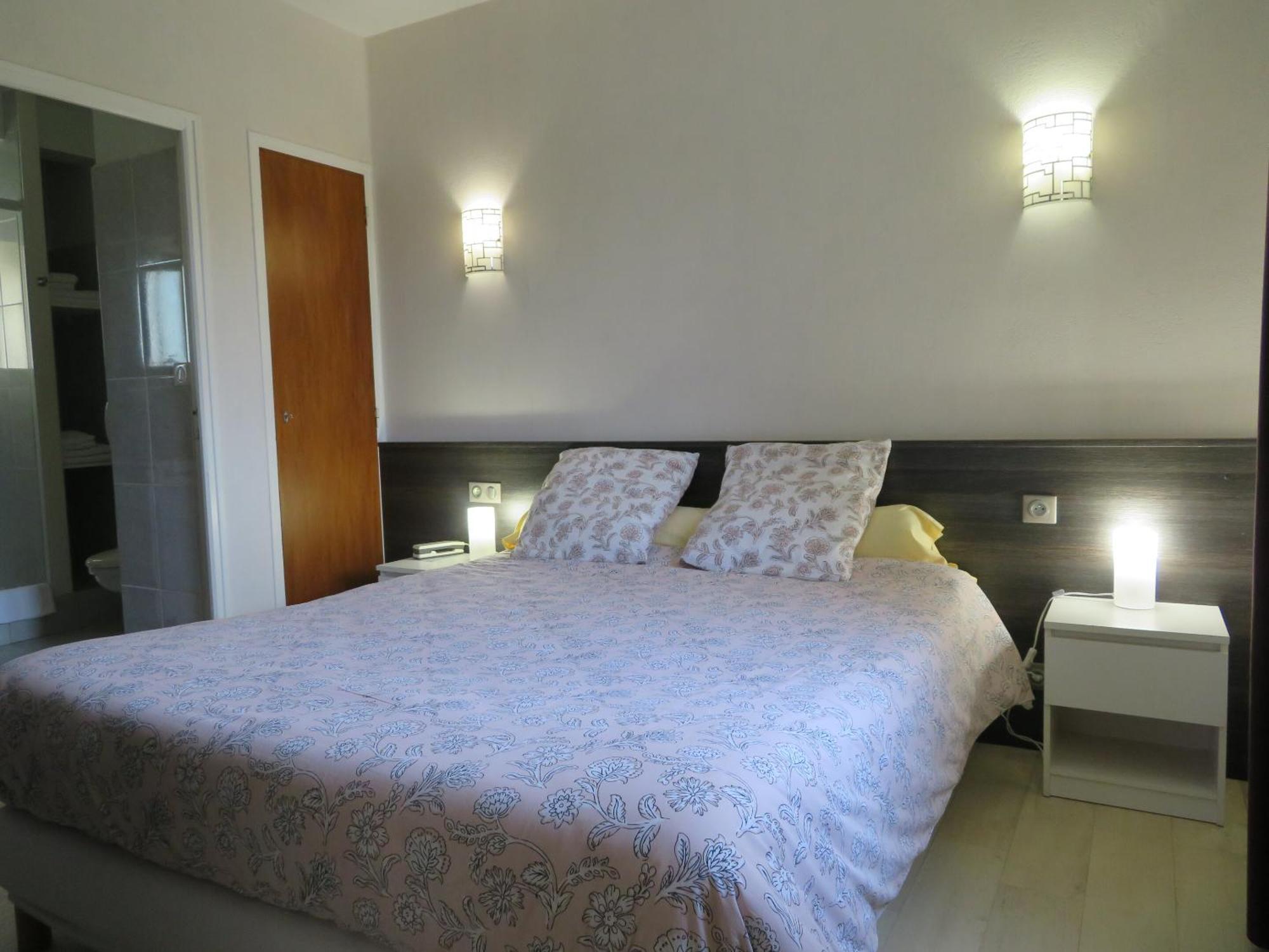 Auberge D'Ici Et D'Ailleurs Cressensac-Sarrazac Room photo