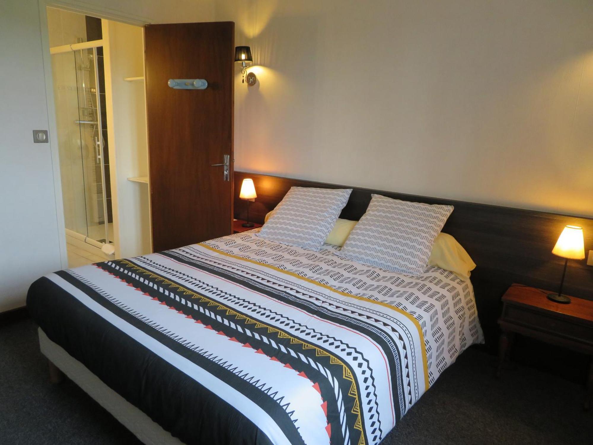 Auberge D'Ici Et D'Ailleurs Cressensac-Sarrazac Room photo